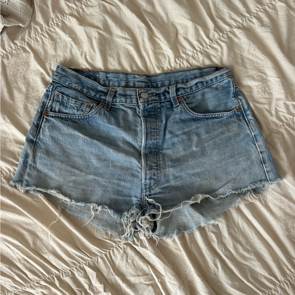Worn Denim Levi’s Light Wash Shorts